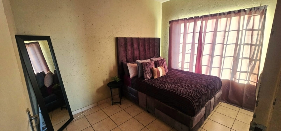 To Let 2 Bedroom Property for Rent in Waterval East North West